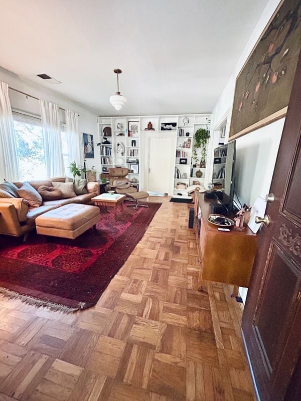 Photo - 3653 3rd Ave