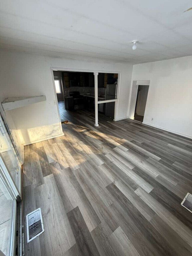 Photo - 23 Laurel Trail