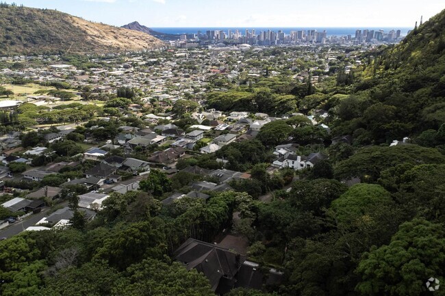 Building Photo - Rare Manoa retreat Rental