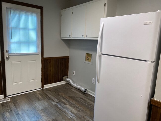 Photo - 40 Rossfield Cv Unit R