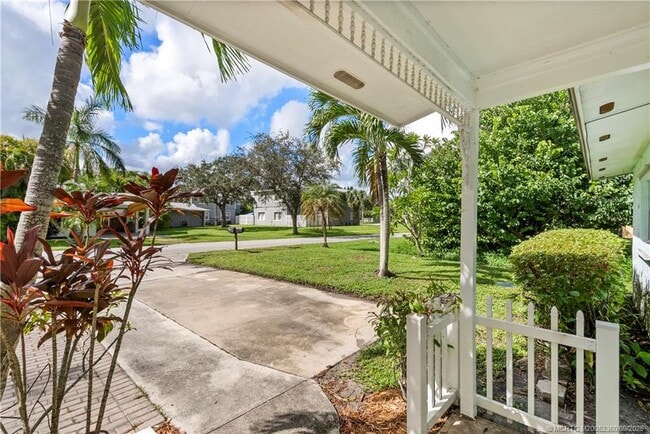 Photo - 797 SW 36th Terrace