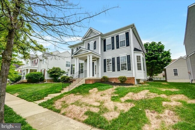 Photo - 240 Davis St