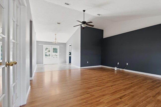 Photo - 4799 Coronado Cir