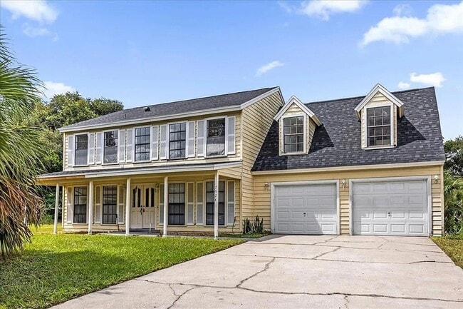 Building Photo - Beautiful 2 stories home with Pool available for rent !!!