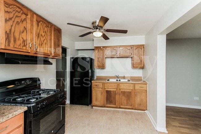 Photo - 14840 Grant St