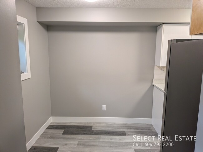 Photo - 46117 Gore Ave Unit 4