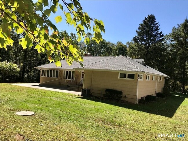 Photo - 17 Pond Ln