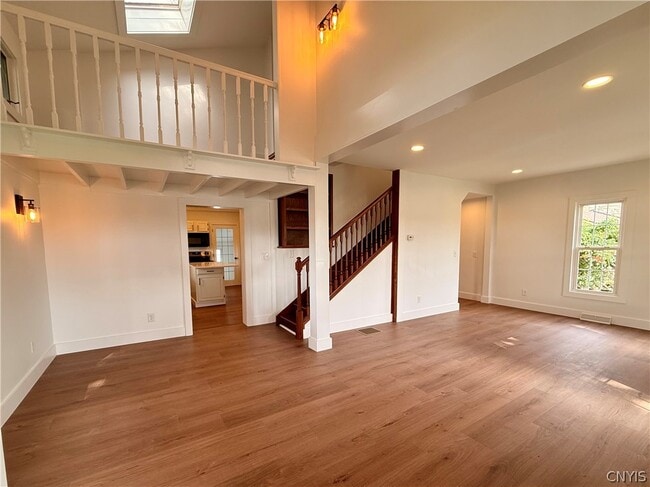 35 Elm St
