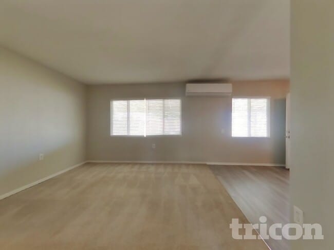 3290 Conejo Dr