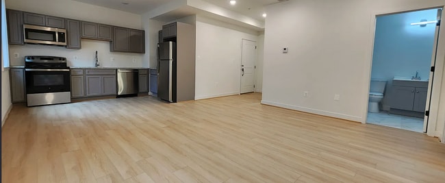 Photo - 1429 22nd St SE