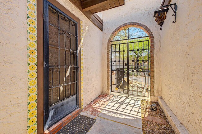 37210 N Tranquil Trail Unit 13