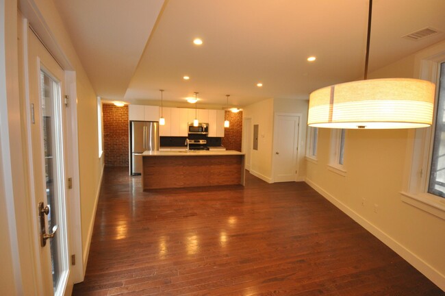 Photo - 20 Sussex St Apartments Unit Single Family