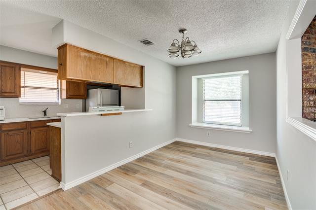 Photo - 2400 Guerrero Dr