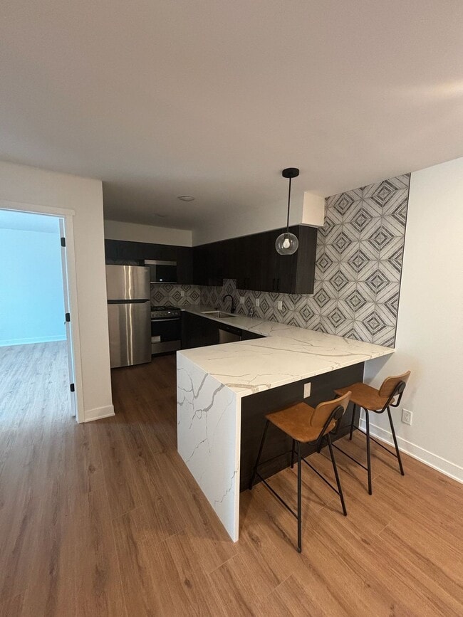 Rosewood Apartments - Rosewood Apartments