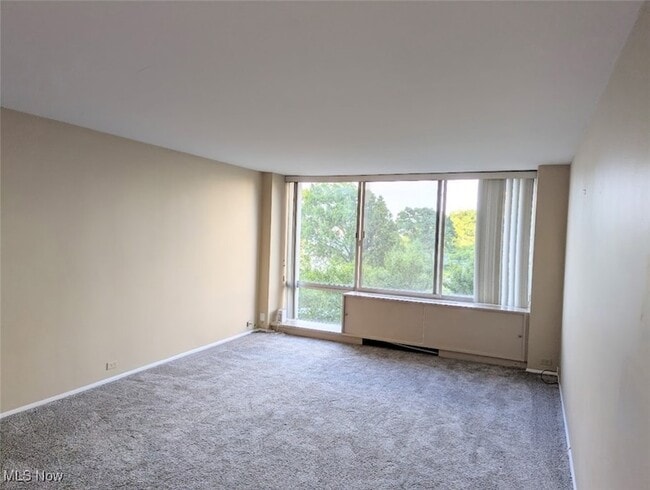 Photo - 12700 Lake Ave Unidad 603