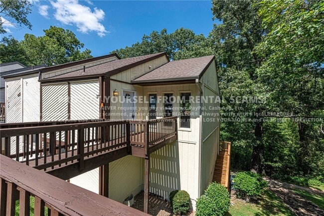 Building Photo - 27 Estes Dr