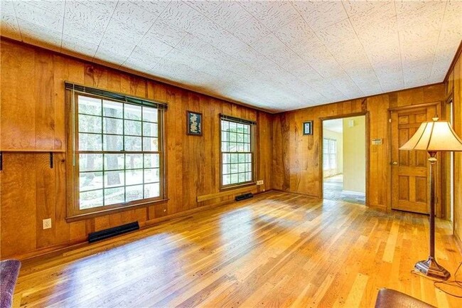 Photo - 3254 Kenilworth Dr