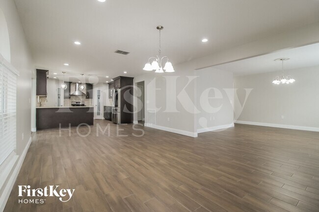 Photo - 2982 Bonkirk Dr