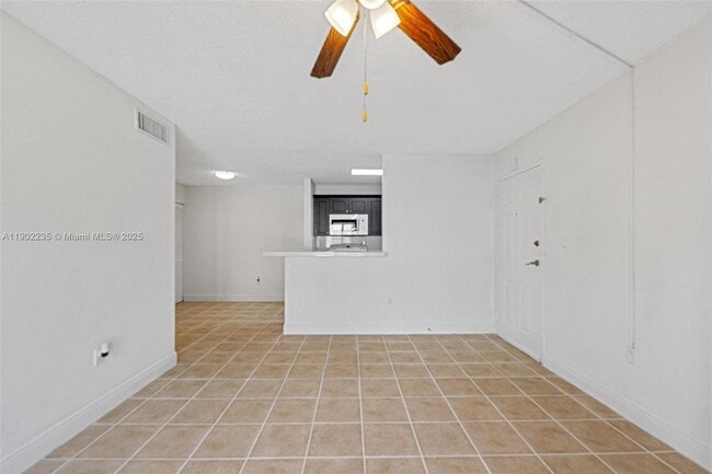 Photo - 7200 NW 179th St Unit 105