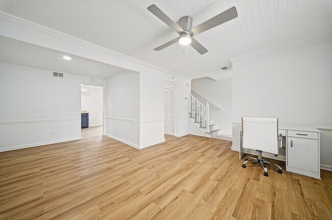 Photo - 3244 Yorkborough Way