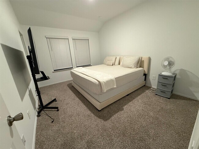 Photo - 5711 Vintage Oakmont Dr