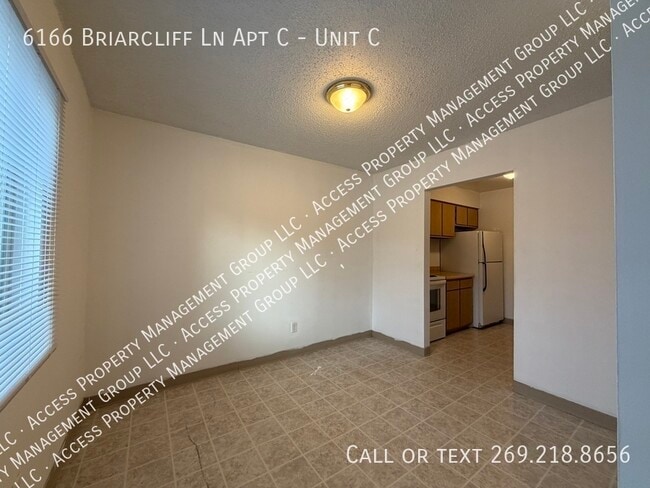 Photo - 6166 Briarcliff Ln