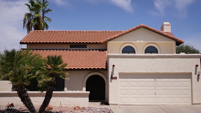 Building Photo - 426 E Susan Ln