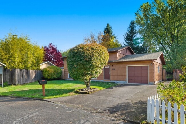 Photo - 9394 SE Mason Cir