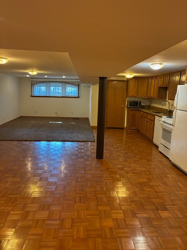 Photo - 3427 S Emerald Ave Unidad g