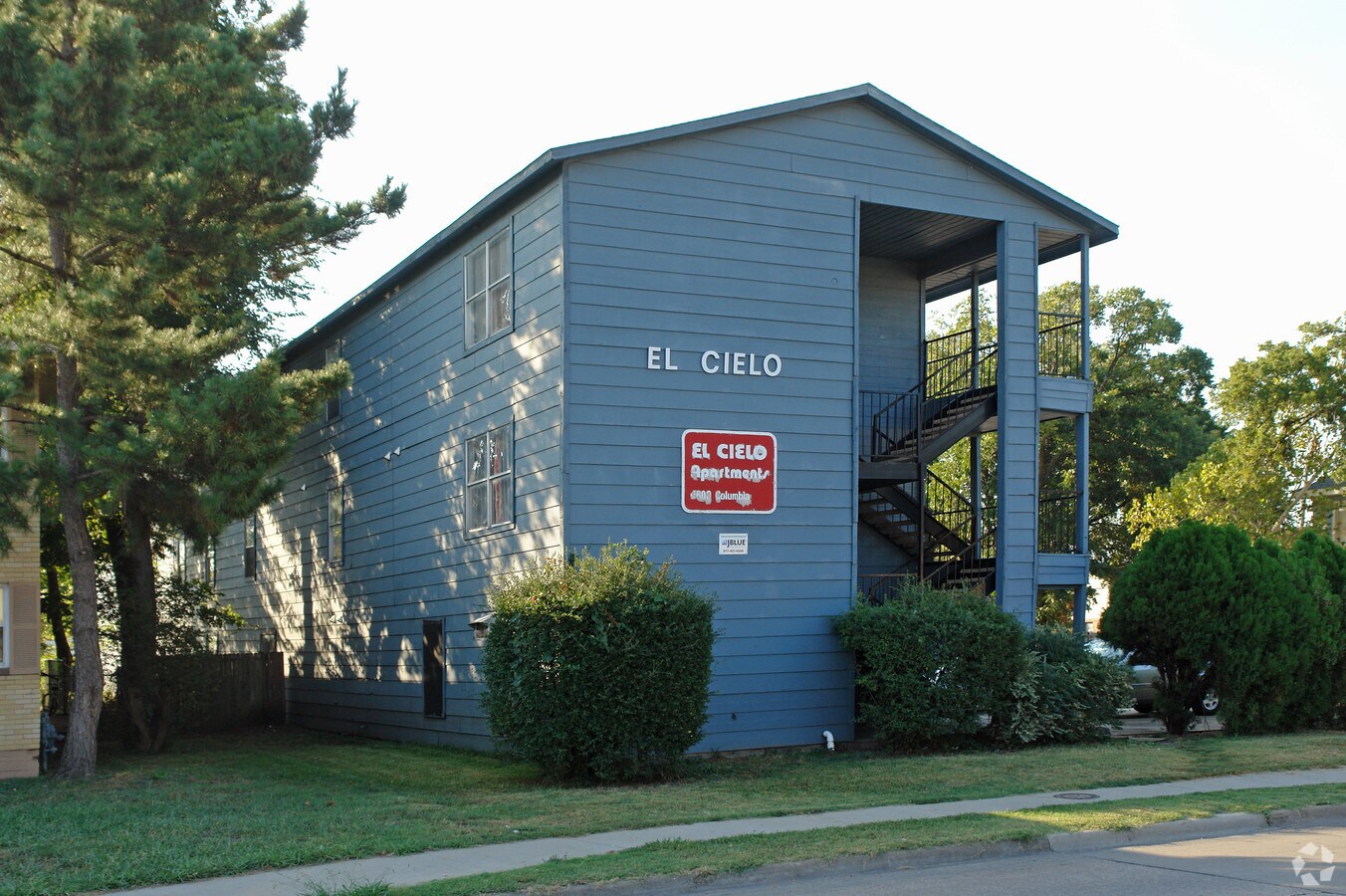 Photo - El Cielo Apartments