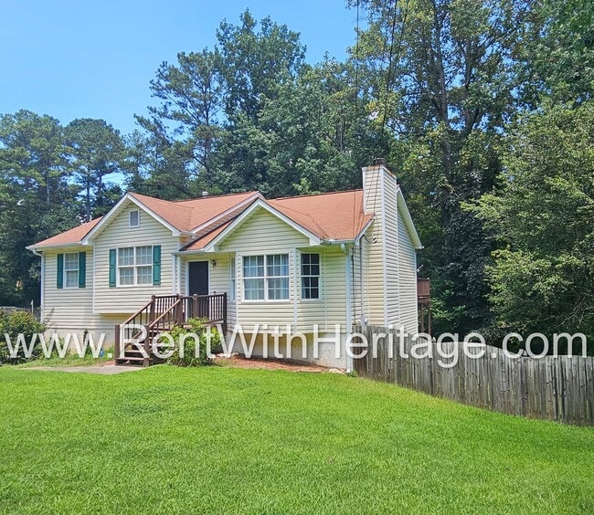 Photo - Amazing 3 Bedroom/ 2 Bath Home / Bonus Roo...