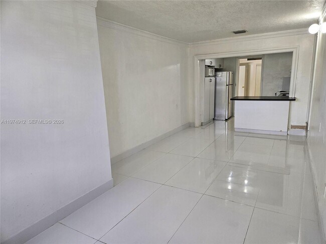 Photo - 131 SW 53rd Ct Unidad 2