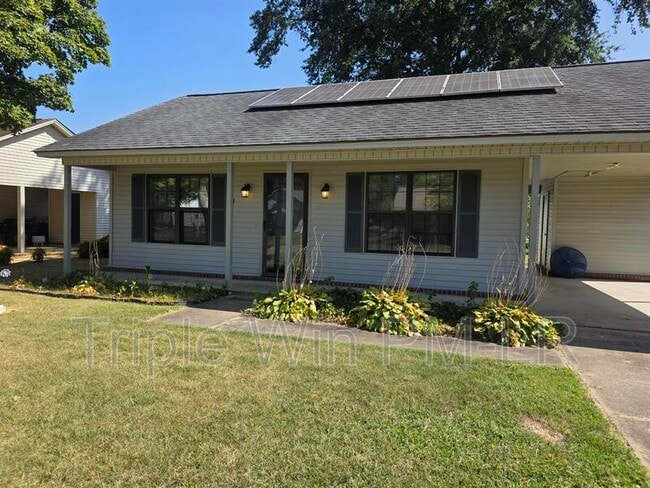 Photo - 113 Northfield Dr