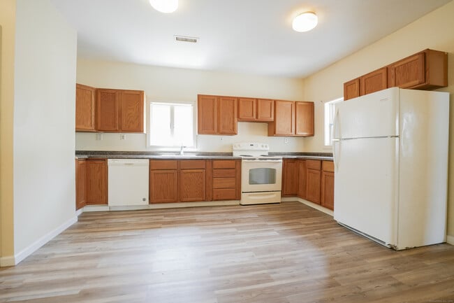 Photo - 24 Burr Ave Unit 1