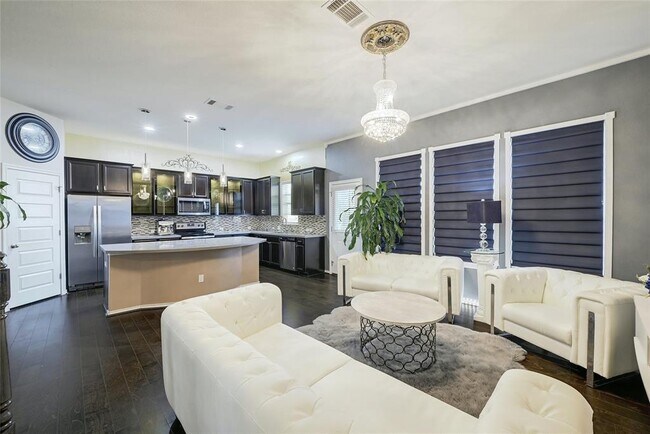 Photo - 2105 Town Centre Dr Unit 51