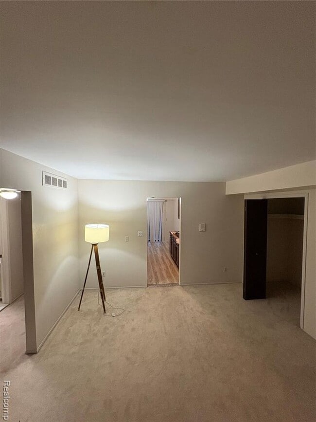 Photo - Beautiful Condo in Rochester Hills