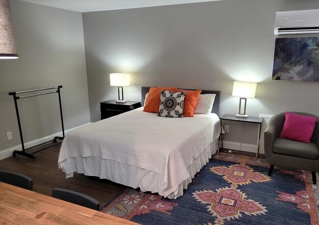 Photo - 815 Clay St Unidad Apt A