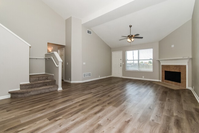 305 Ame Ln
