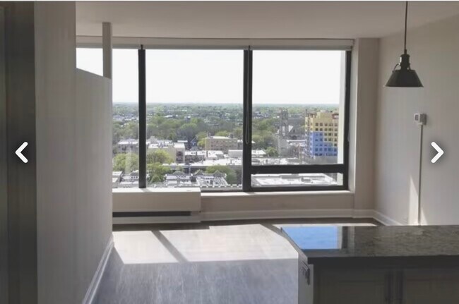 Photo - 5445 N Sheridan Rd Unidad 1805