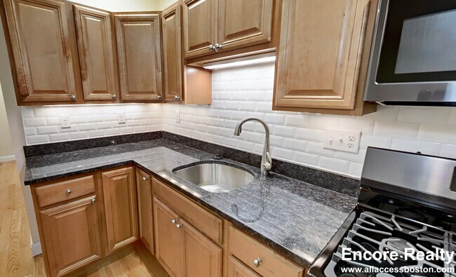 Photo - 24 Phillips St Unit 6