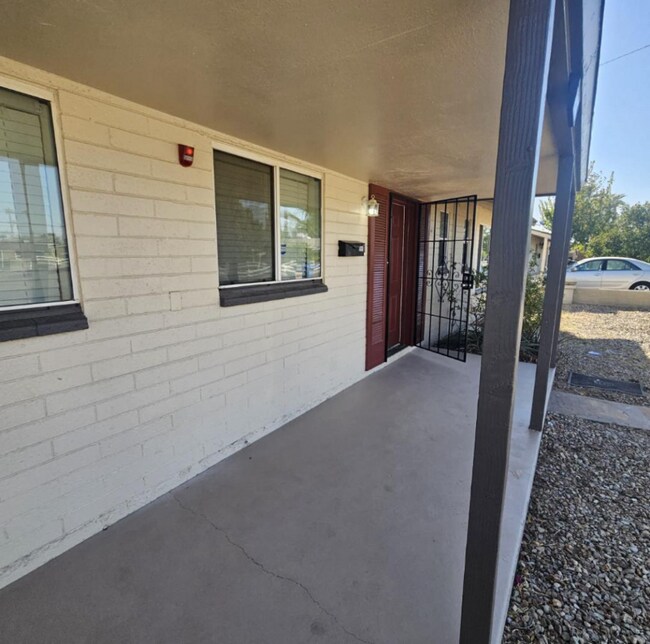 Photo - 4619 E Almeria Rd