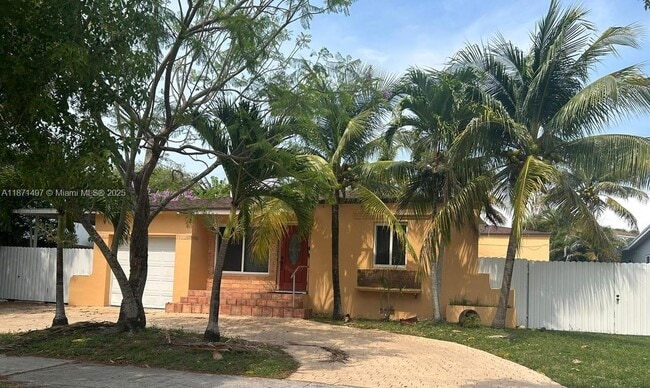Building Photo - 1575 SW 12th Ave Rental