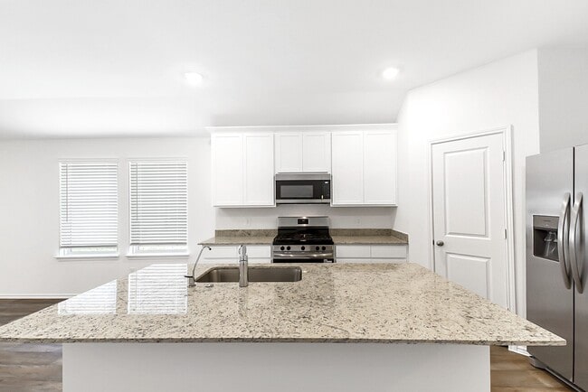 Photo - 3710 Turnpike Dr
