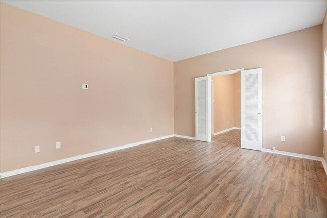 Photo - UPCOMING LISTING - GREAT CONVENIENT LOCATION!