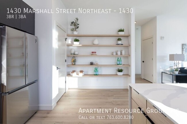 Photo - 1430 Marshall St NE Unidad 1430