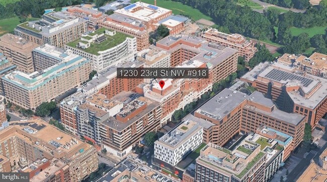 Building Photo - 1230 23rd St NW Unit 918