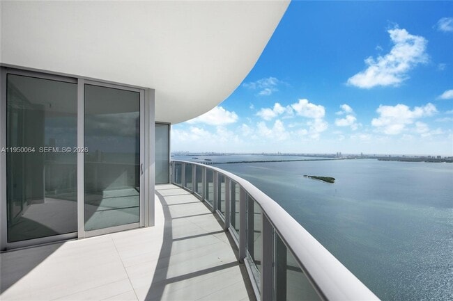 Photo - 488 NE 18th St Unit 4412