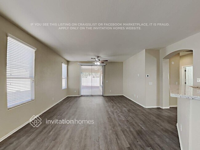 Photo - 2813 S 101st Ave