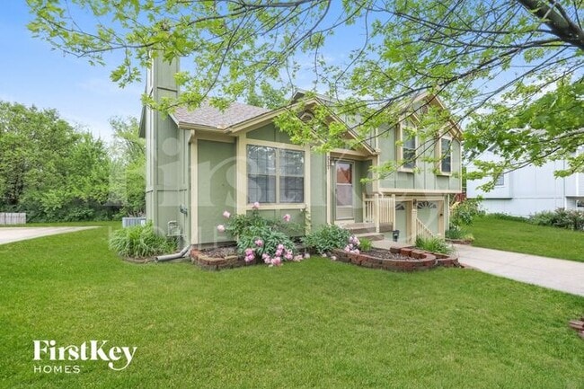 Building Photo - 517 SE Onyx Dr Rental