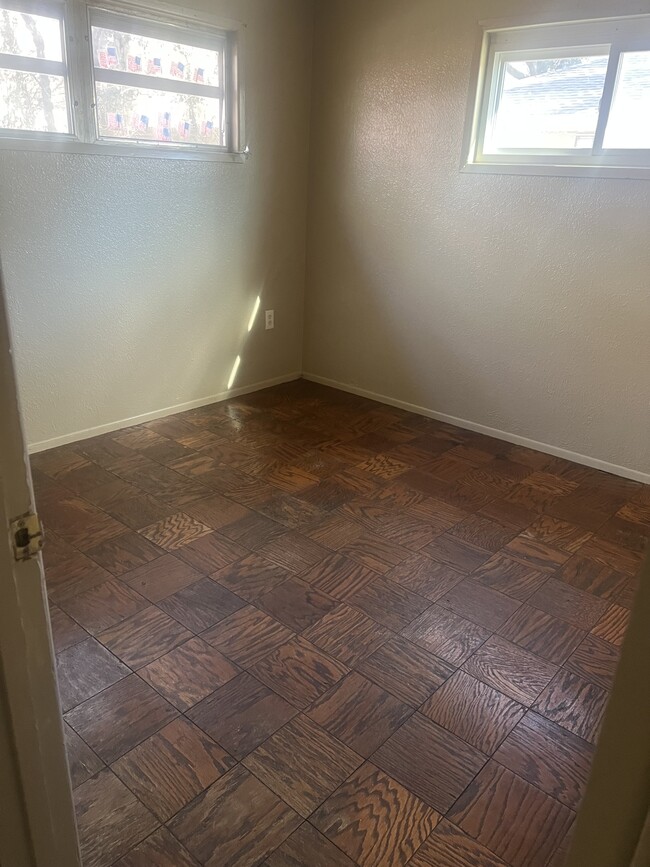 Photo - 3141 Joyce Dr